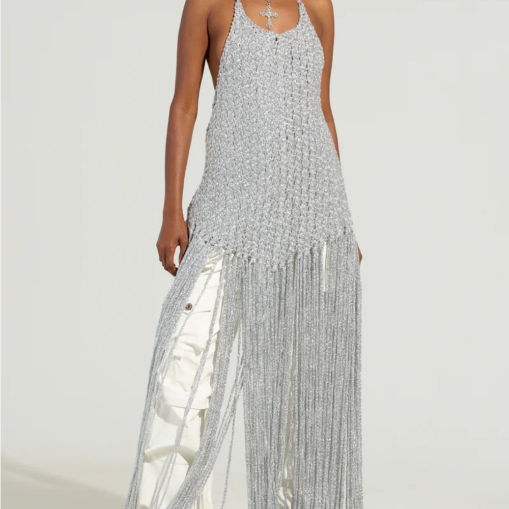 LOREN RHINESTONE HALTER NECK TOP IN SILVER - O/S